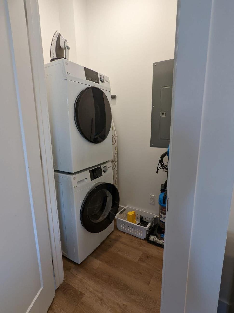טראוורס סיטי Location Location - Capri Condo 212 מראה חיצוני תמונה